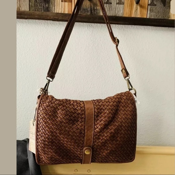 Costanza Rota | Bags | Costanza Rota Made In Italy Flap Crossbody Bag ...